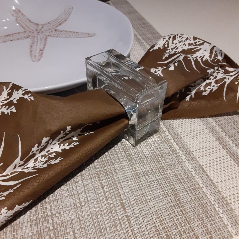 Two's Company NYC Lucite square napkin rings - set of (6)